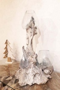 Sculpture en bois flotté avec verre soufflé