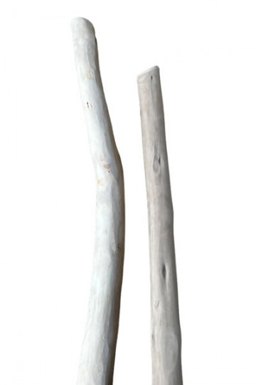 Grandes branches de bois écorcé